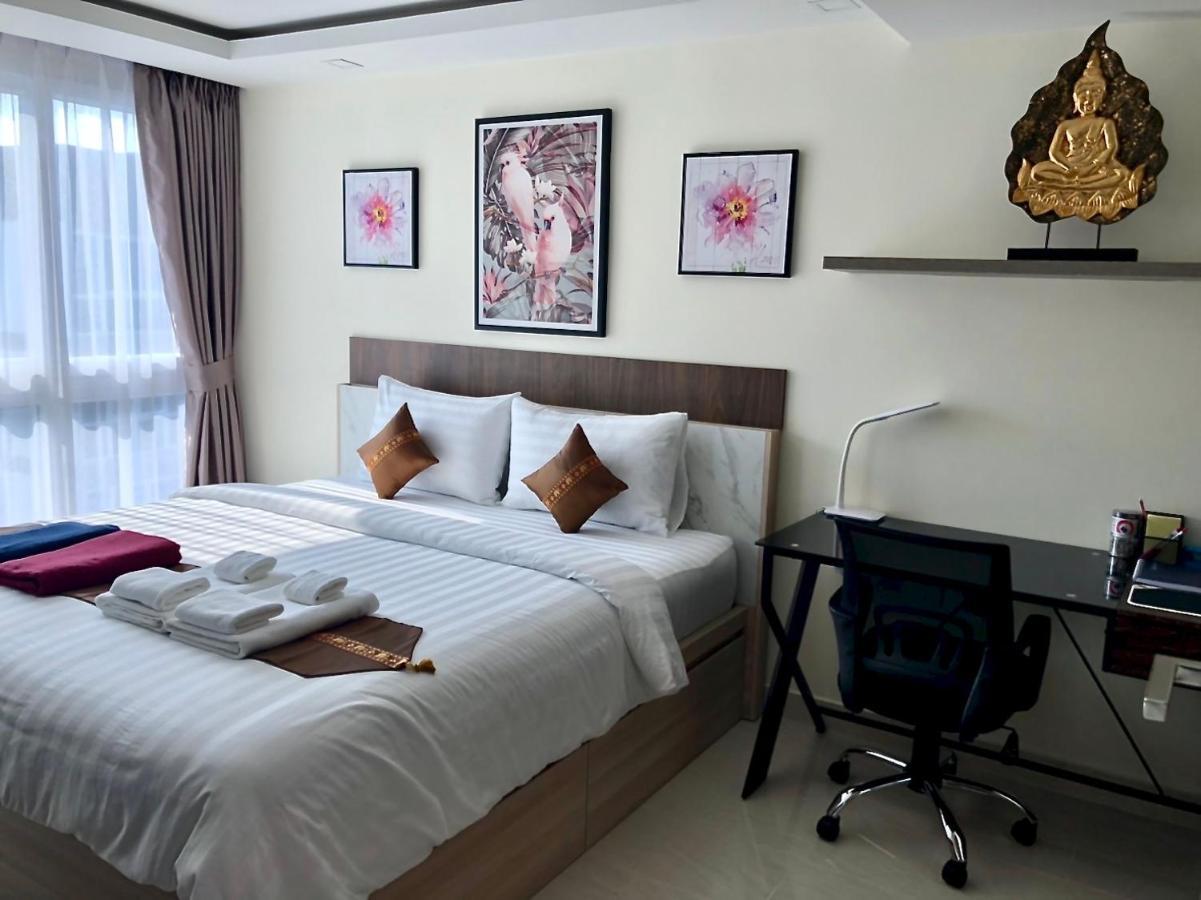 Luxury Business Suits In Grand Avenue By Pattaya City Estates Kültér fotó