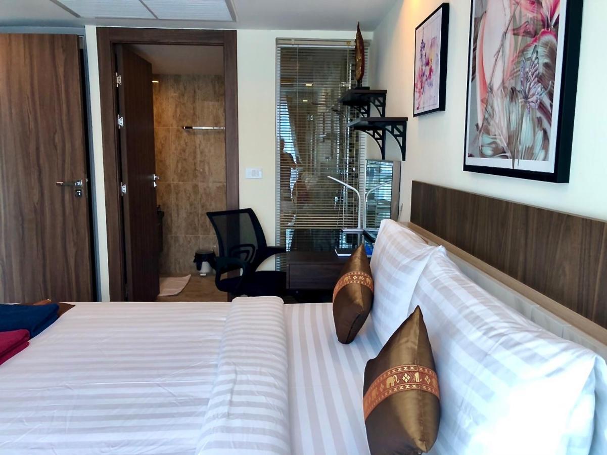 Luxury Business Suits In Grand Avenue By Pattaya City Estates Kültér fotó