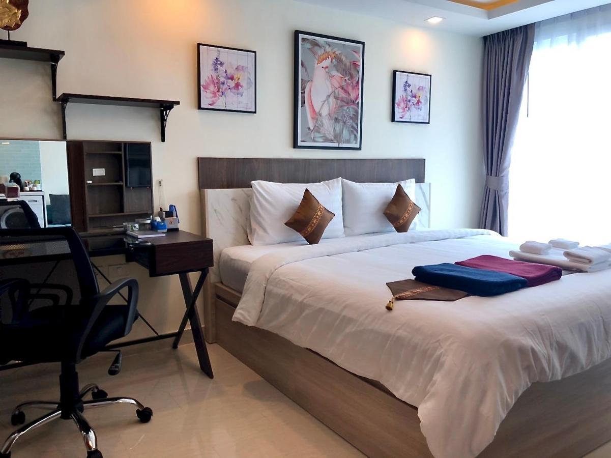 Luxury Business Suits In Grand Avenue By Pattaya City Estates Kültér fotó