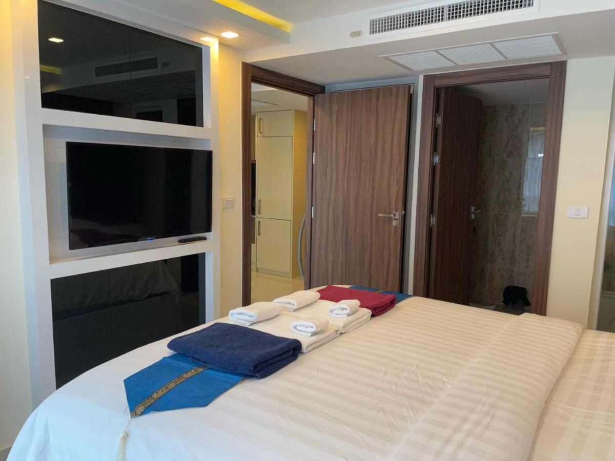 Luxury Business Suits In Grand Avenue By Pattaya City Estates Kültér fotó