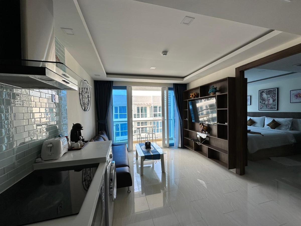 Luxury Business Suits In Grand Avenue By Pattaya City Estates Kültér fotó