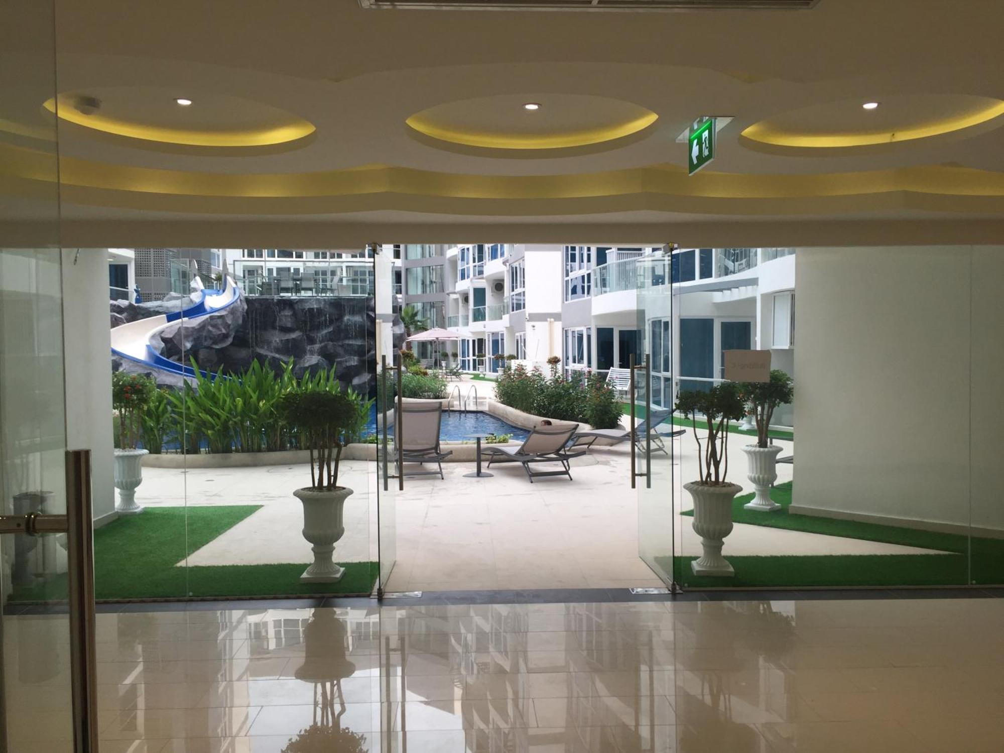 Luxury Business Suits In Grand Avenue By Pattaya City Estates Kültér fotó