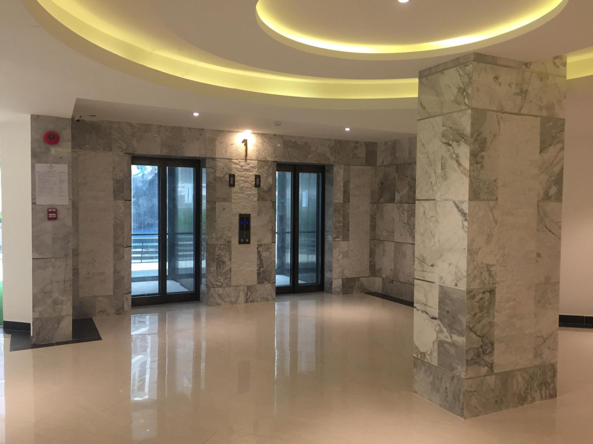 Luxury Business Suits In Grand Avenue By Pattaya City Estates Kültér fotó