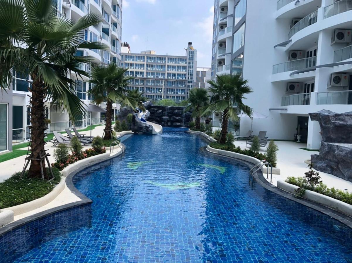 Luxury Business Suits In Grand Avenue By Pattaya City Estates Kültér fotó