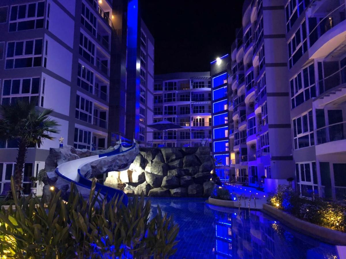 Luxury Business Suits In Grand Avenue By Pattaya City Estates Kültér fotó