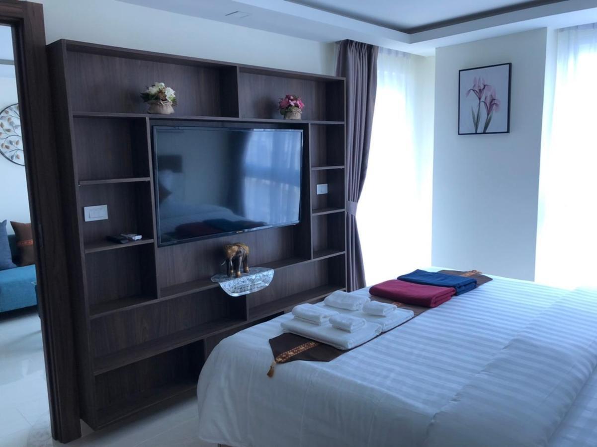 Luxury Business Suits In Grand Avenue By Pattaya City Estates Kültér fotó
