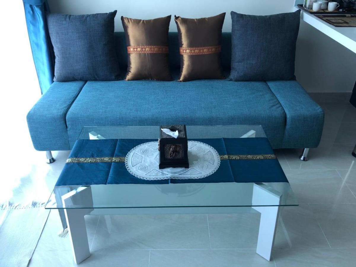 Luxury Business Suits In Grand Avenue By Pattaya City Estates Kültér fotó